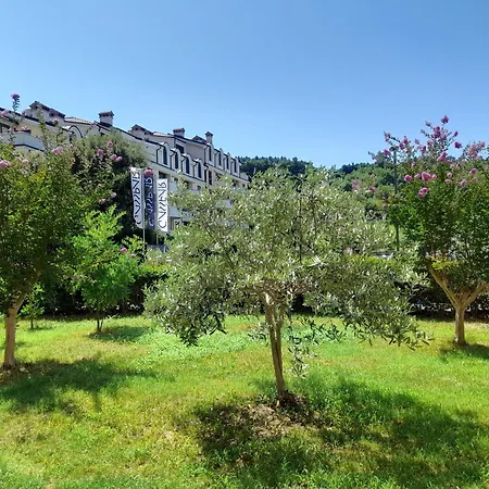 Apartment -lucia Family's *